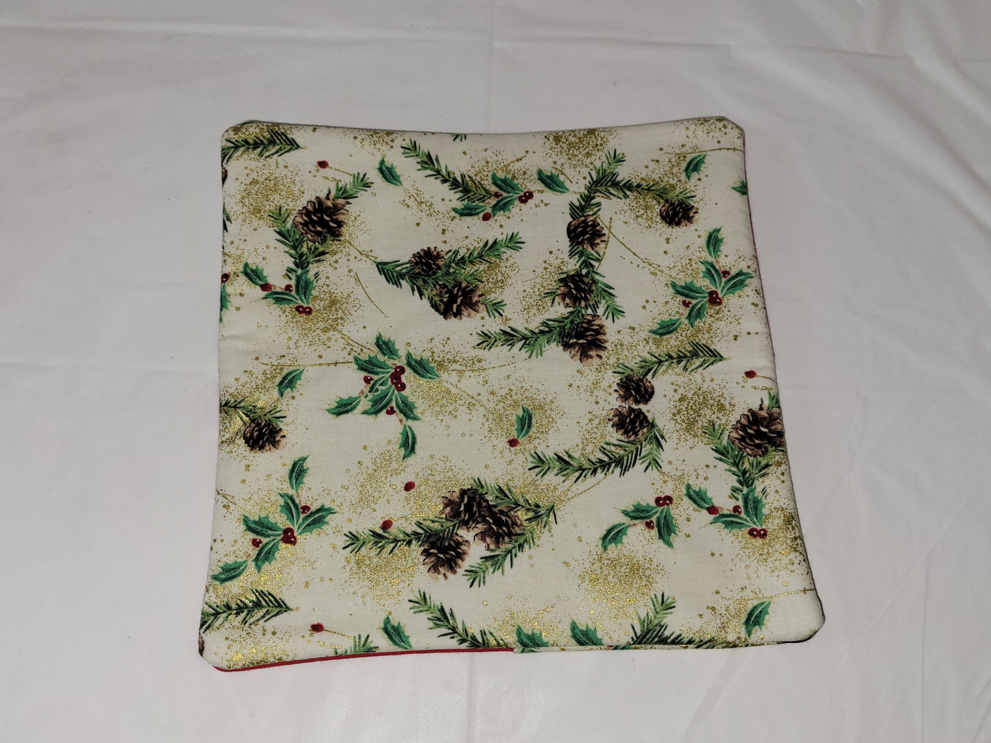 Holly Christmas Pot Holder - kingdomcountryranch