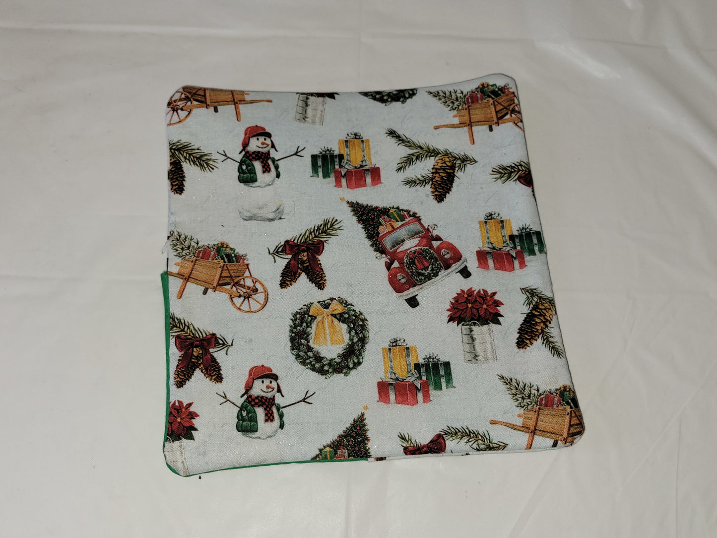 Old Farm Christmas Pot Holders - kingdomcountryranch